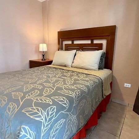 Del Bosque Tj Inn Tijuana Bagian luar foto