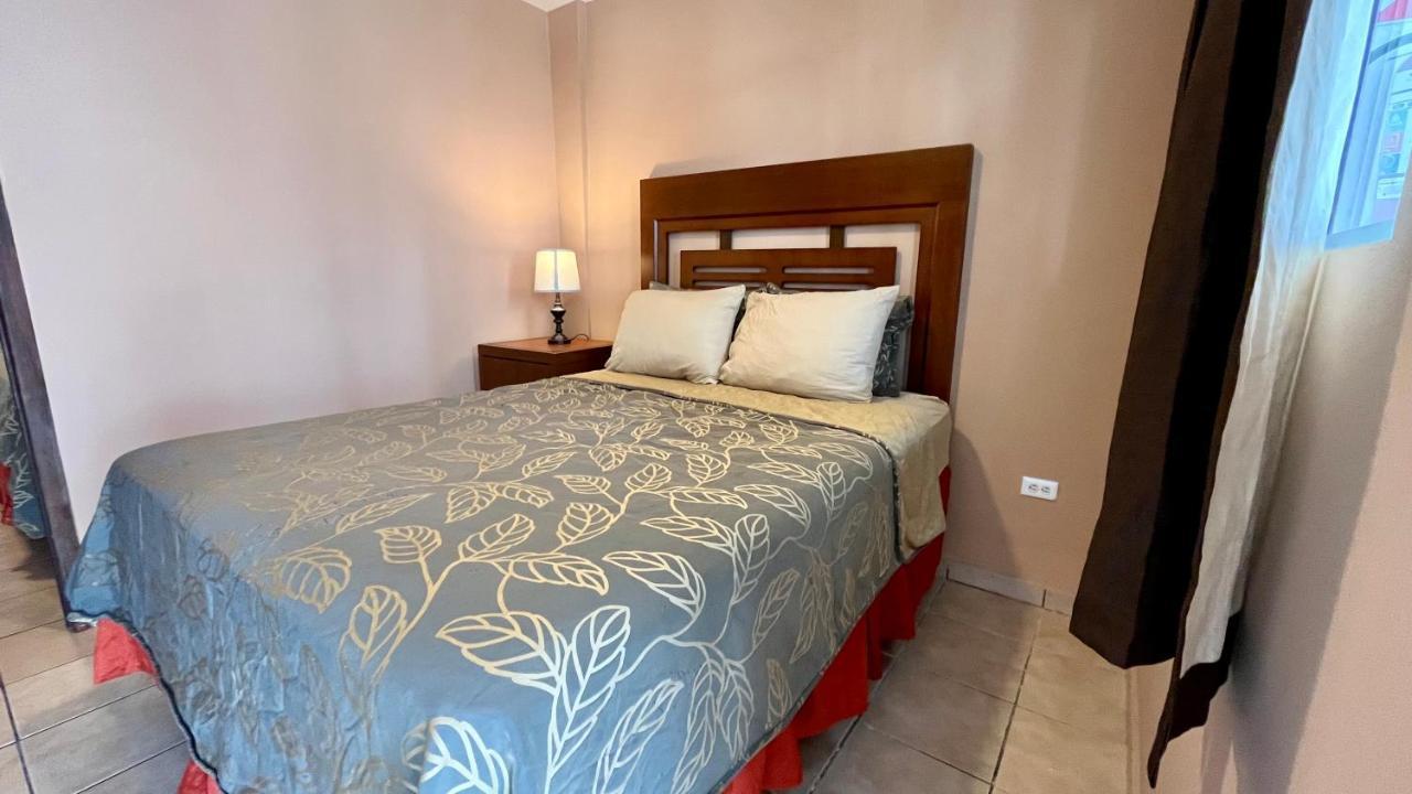 Del Bosque Tj Inn Tijuana Bagian luar foto